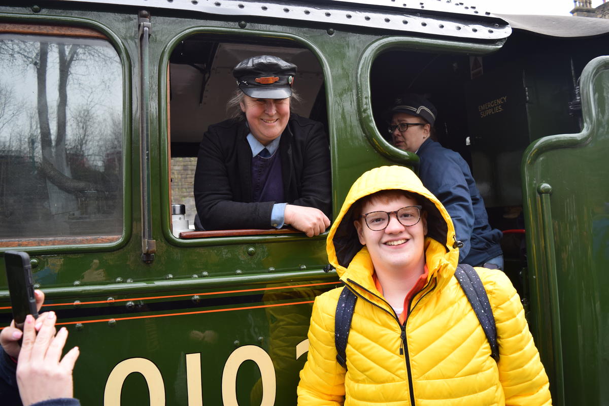 Students get trip of a lifetime on the Flying Scotsman