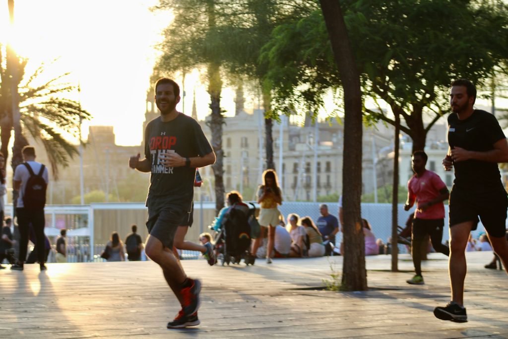barcelona marathon runners
